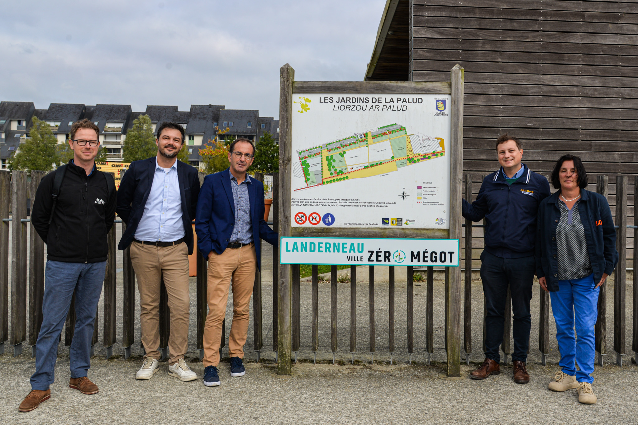 elfbar nachfüll pod läuft aus VAP WEST, cigarettes électroniques à Landerneau main image 1